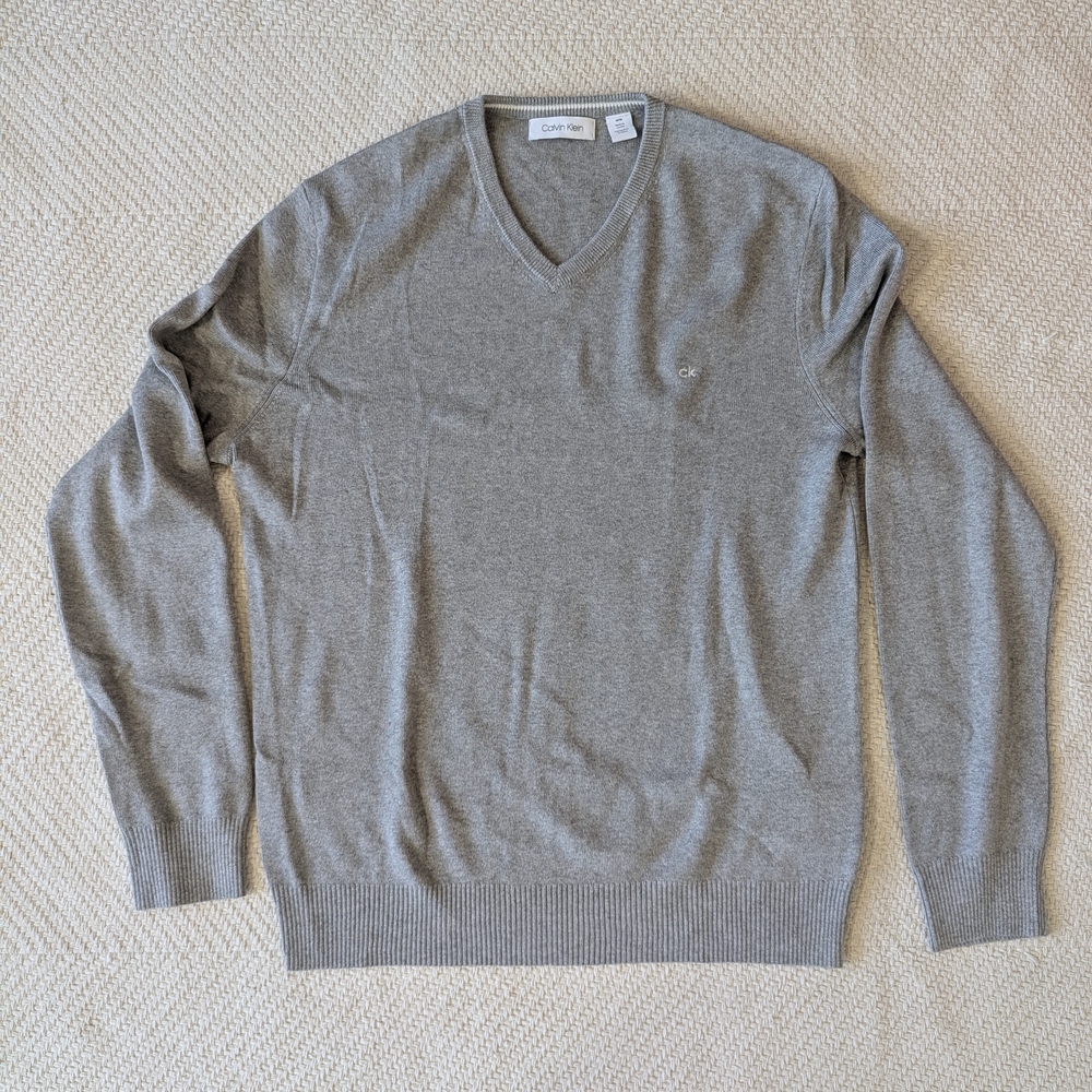 Calvin Klein Men's Gray Sweater